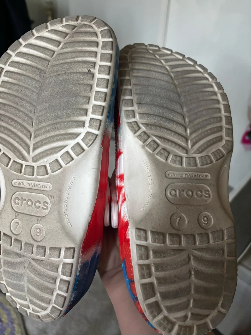 CROCS  Tie-Dye Clogs in Red and Blue